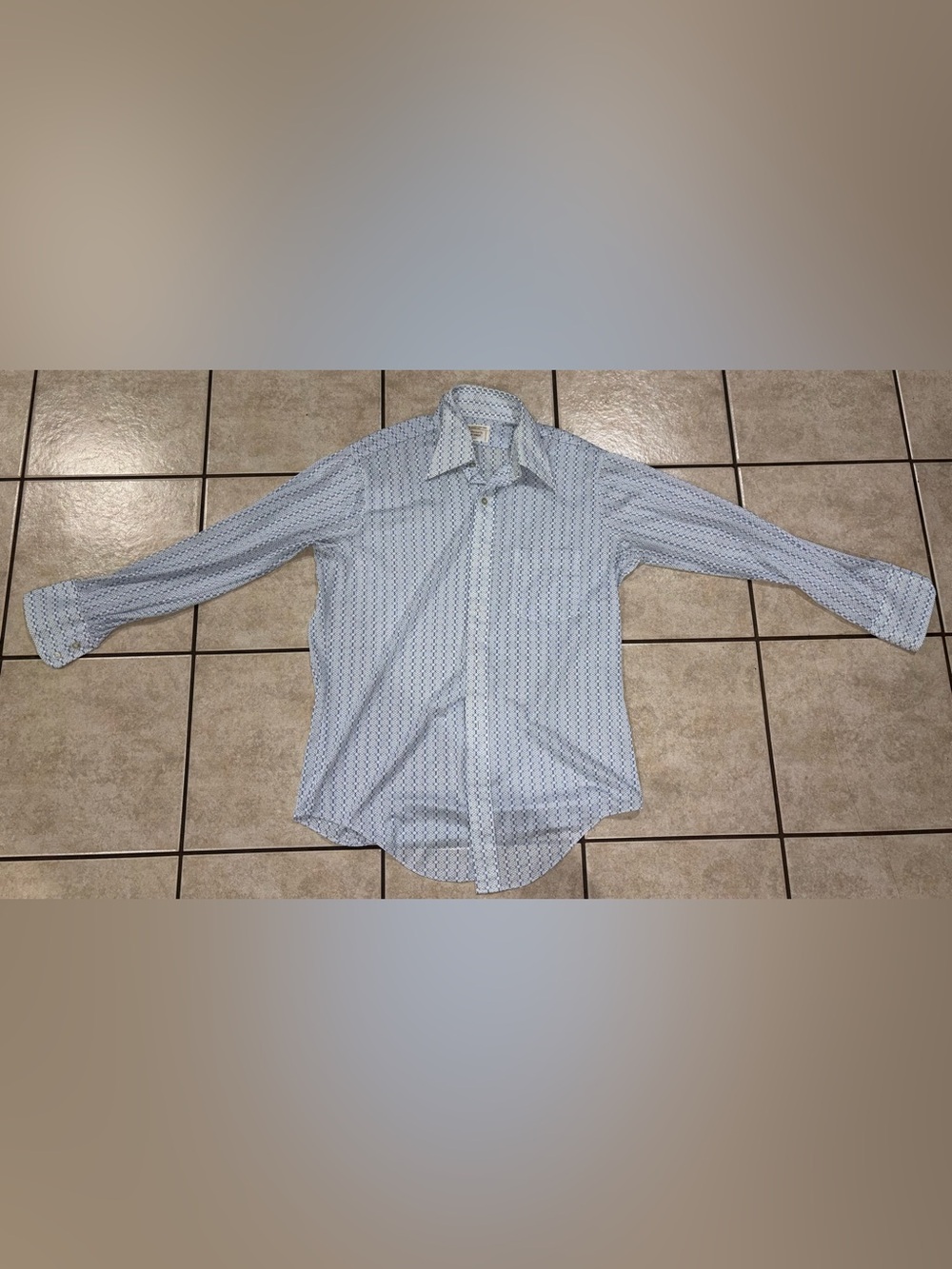 Vintage JC Penney Towncraft Light Blue Geometric Button-Down Shirt